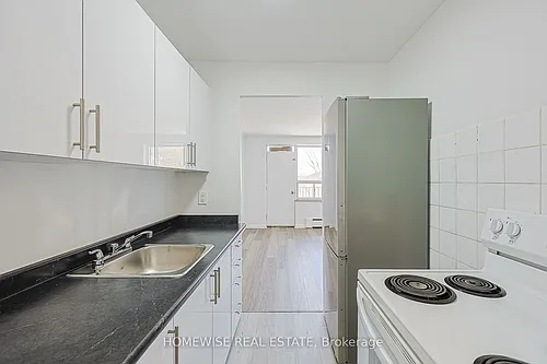 2204 Dufferin St #202 Photo 1