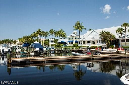 4th image of 3320 Oak Hammock Ct
