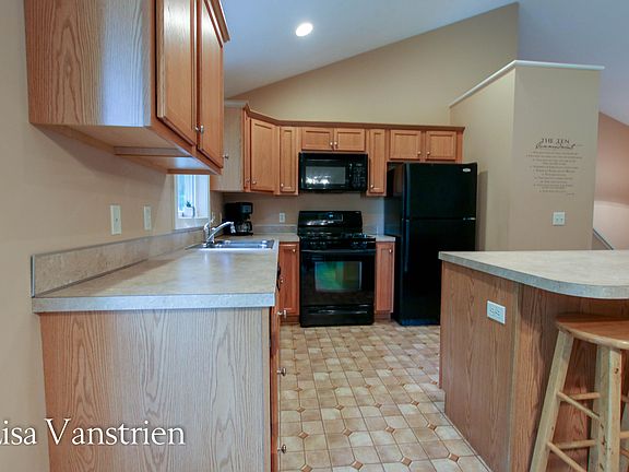5th image of 1642 Kinney Ave NW