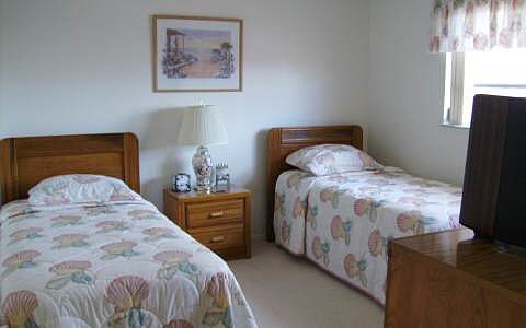 5th image of 2113 Lakeview Dr Unit 8-C
