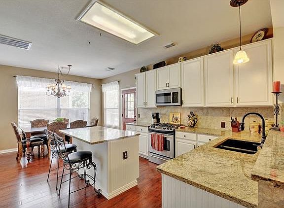 5th image of 1635 Belvedere Pl