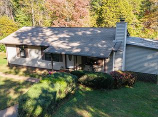 484 Owens Rd, Dahlonega, GA 30533