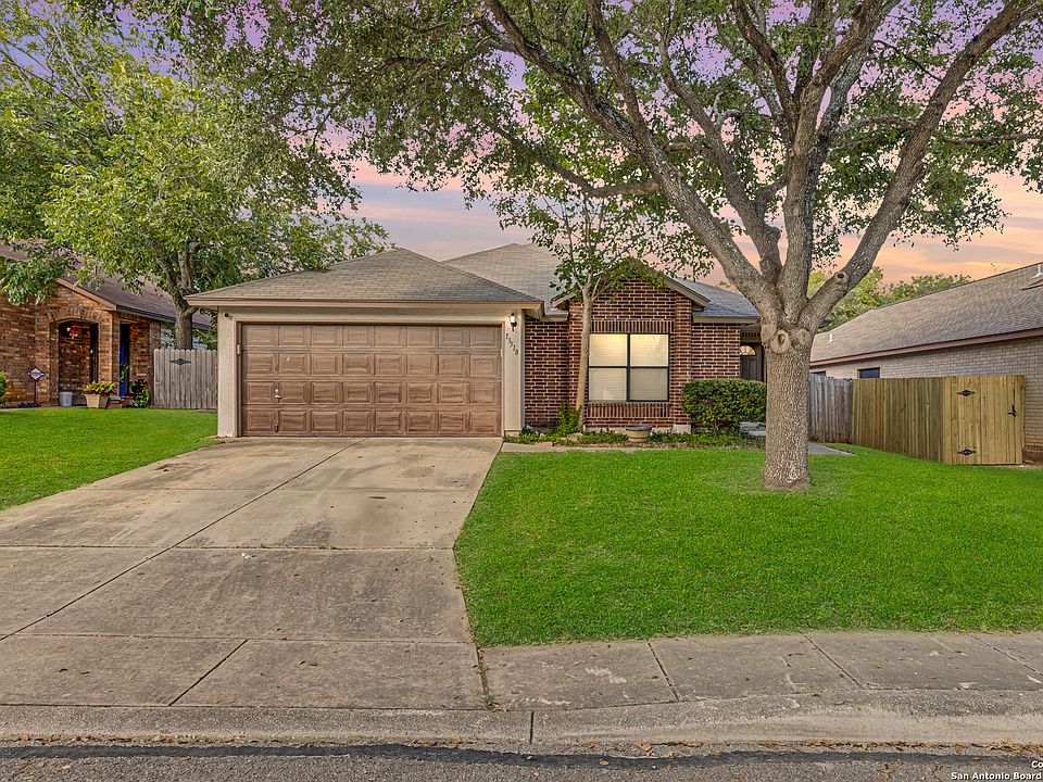 1st image of 13518 MASON CREST DR
