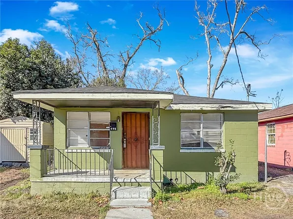 725 FRUIT Street, Savannah, GA 31415