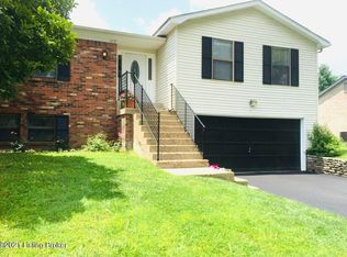 1032 Harmony Landing Rd, Goshen, KY 40026