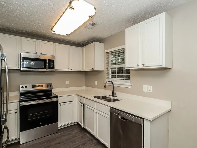 5201 Summer Brooke Ct — Photo 9