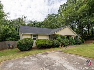 1133 Gliding Ln, Monroe, GA 30655