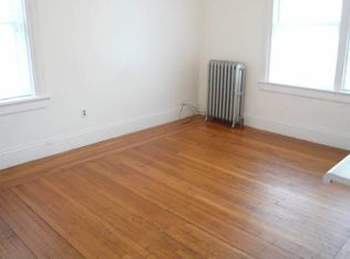 130 Doyle Ave APT 4, Providence, RI 02906