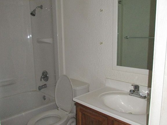 4th image of 108 E Avenue B #8964193