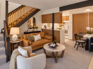 Merriman Valley Apartments & Townhomes, Akron, OH 44313