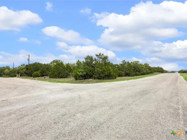 865 Rutherford, Fischer, TX 78623