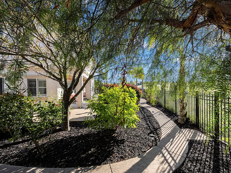 1021 Pacific Grove Ct — Photo 23