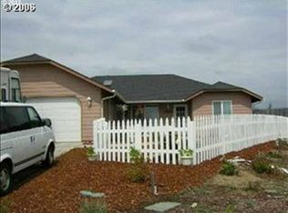 1208 Yew Ct, Florence, OR