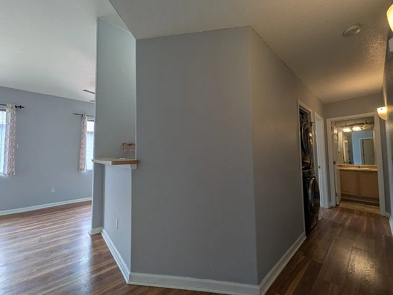 1049 S Walden Way #259 — Photo 5