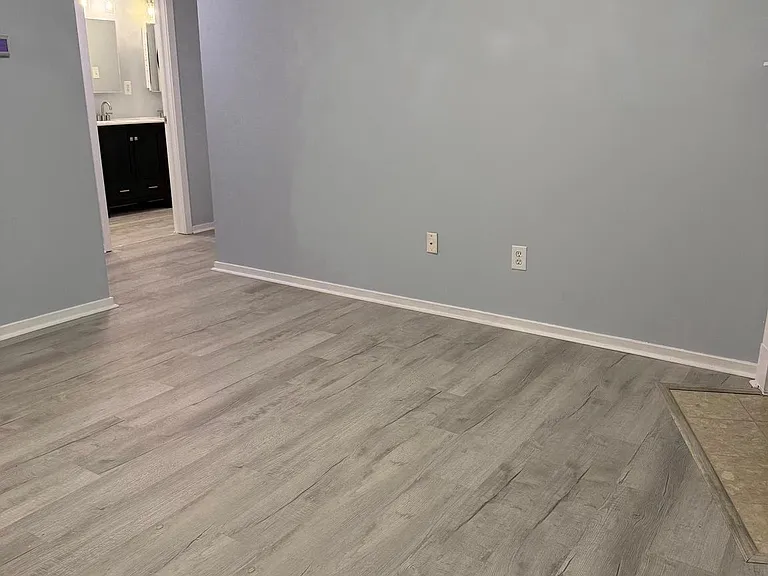 313 Gregorys Way — Photo 12