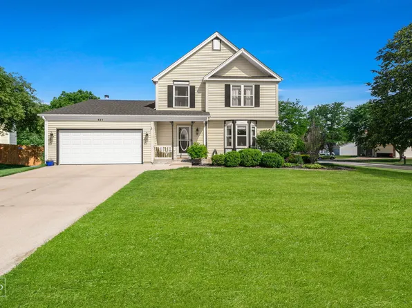 417 Chadsford Ct, Carol Stream, IL 60188
