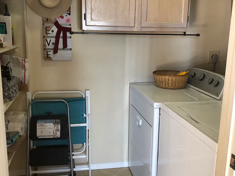 385 W Rio Altar — Photo 7