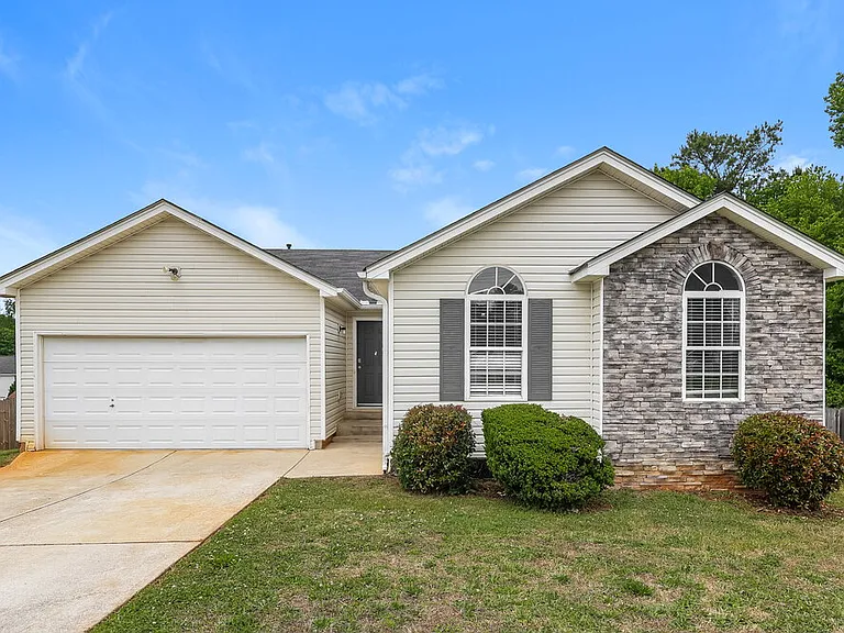 714 Cherry Branch Cir — Photo 1