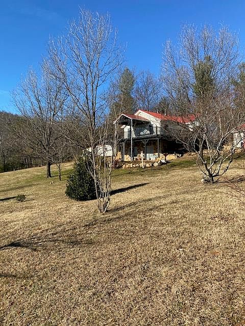 1st image of 672 Branch Ln