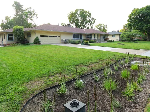 4291 Fairoaks Dr, Columbus, OH 43214