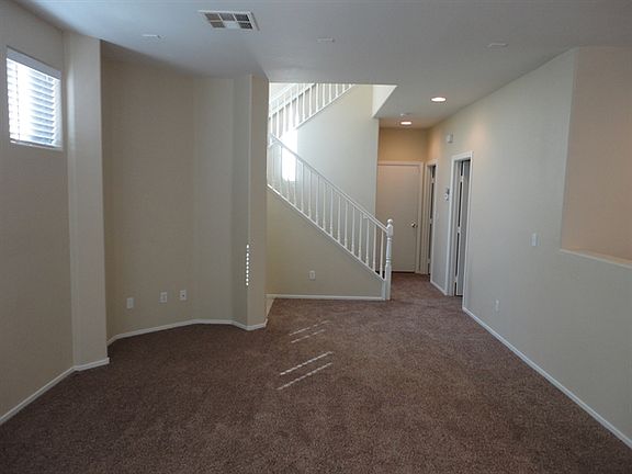 3rd image of 6327 Alderlyn Ave