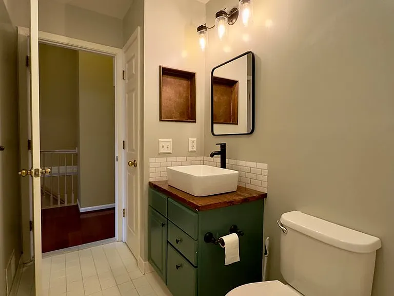 9224 Owings Choice Ct — Photo 16