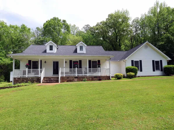 35 Ann Dr, Anniston, AL 36201