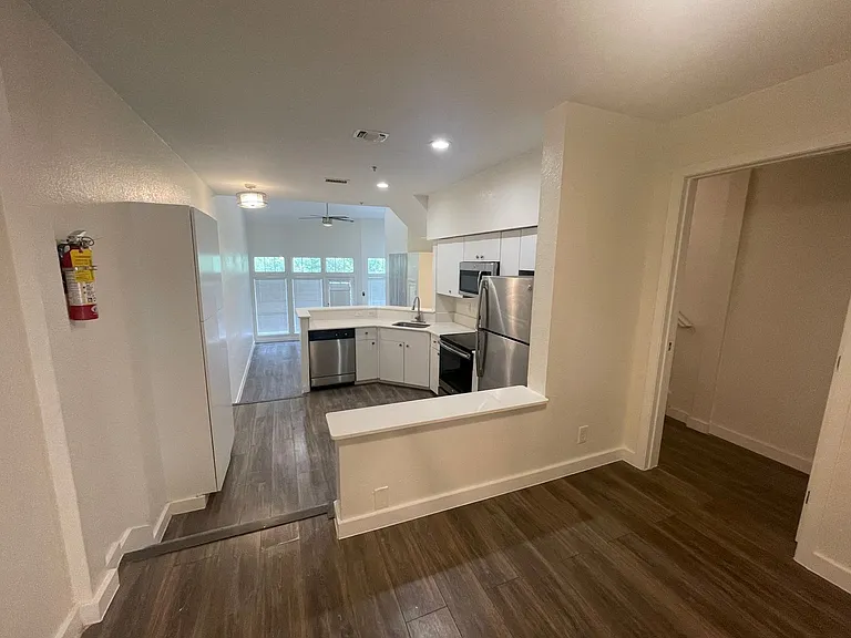 7474 Fair Oaks Ave #7402 — Photo 9