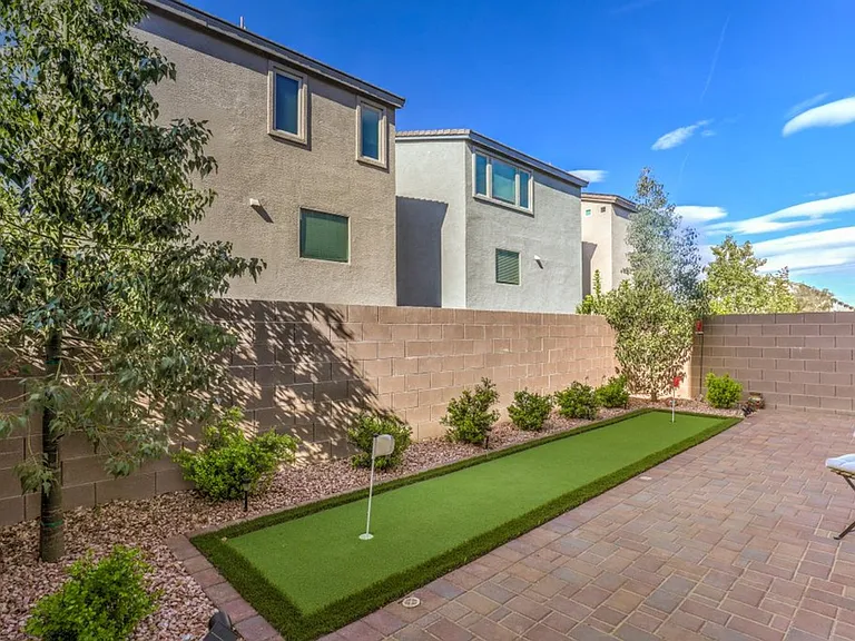 8086 Misty Canyon Ave — Photo 31