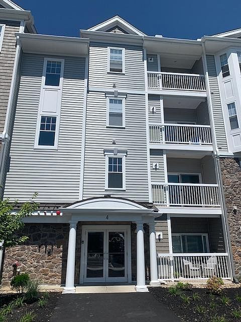 1st image of 4 Francis Dr #3211