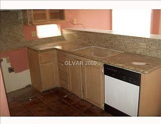 3rd image of 5226 Silverheart Ave