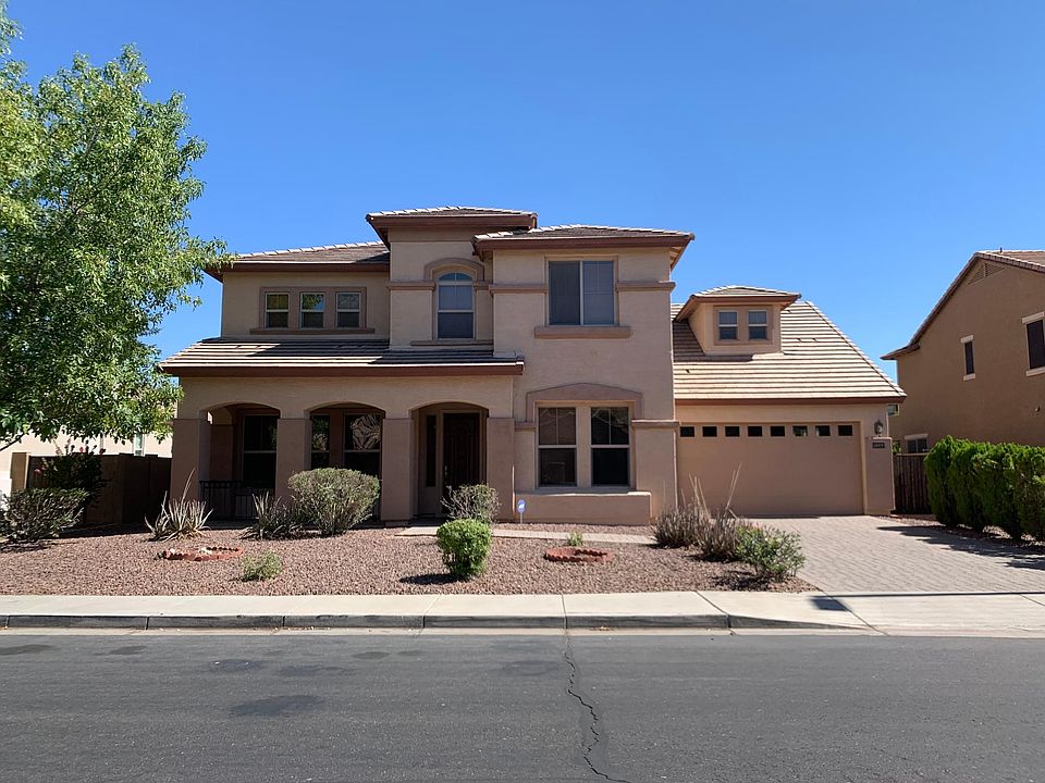 1st image of 2675 E Parkview Dr