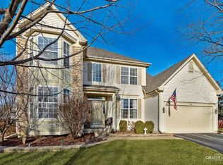 107 Sutton Ave, Sugar Grove, IL 60554