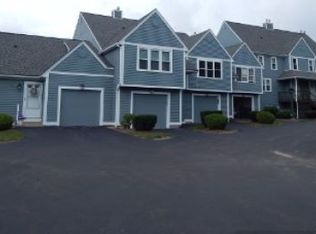 1203 Brookhaven Ln, Woonsocket, RI 02895