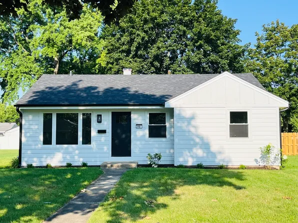 318 N Owen St, Mount Prospect, IL 60056