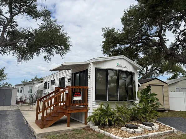 5100 60th St E APT Q, Bradenton, FL 34203