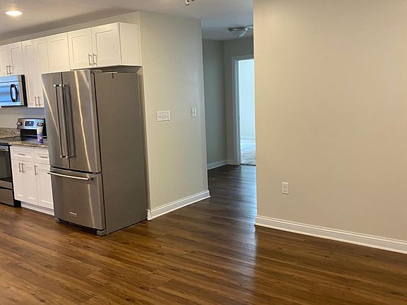 5th image of 1407 Broadview Ct