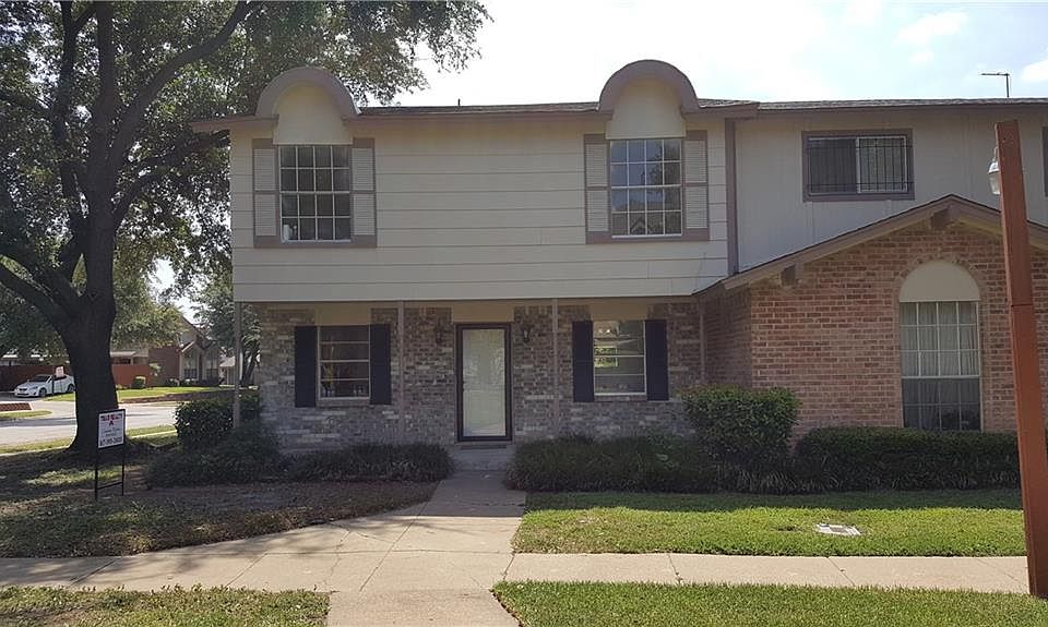 1st image of 2325 Chapel Hill Ln