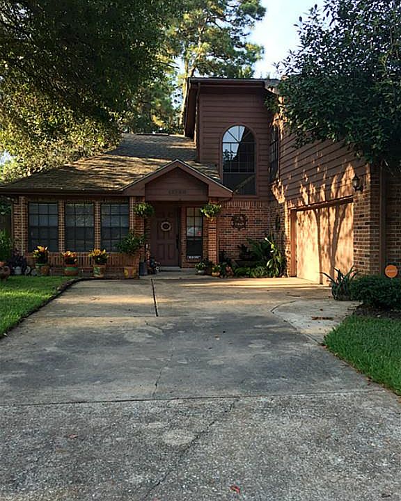 1st image of 11703 Snowberry Dr