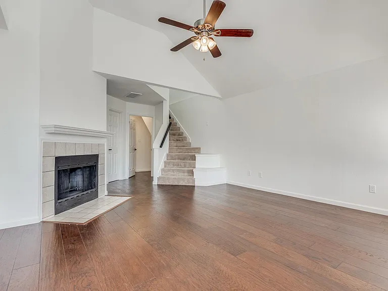 6841 Bellehaven Dr — Photo 6