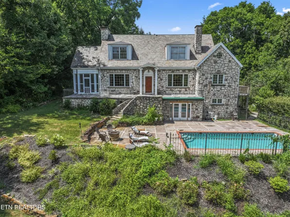 4801 Hilldale Dr, Knoxville, TN 37914