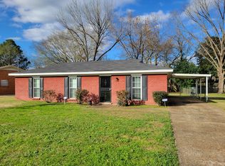 6049 Hinchcliff Rd, Montgomery, AL 36117