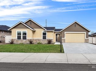 1734 Shoal Point Ave, Middleton, ID 83644
