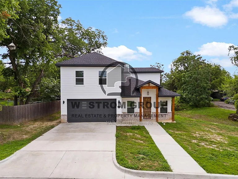 709 S Church St — Photo 1