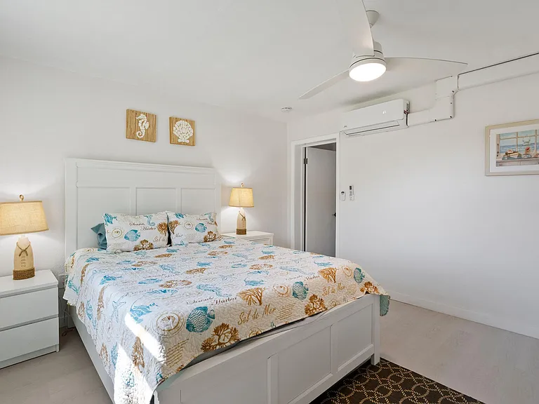 670 Hernando St #D — Photo 11