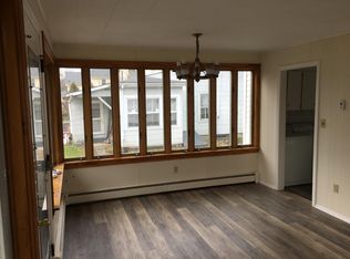 44 Chestnut St, Rhinebeck, NY 12572