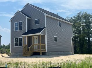 14 Arnies Aly, Westbrook, ME 04092