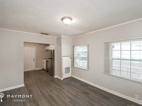5th image of 444 W 60th St