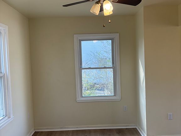 5th image of 21735 N Essex Dr