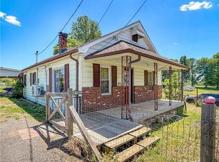 147 Handy Walker St, North Wilkesboro, NC 28659